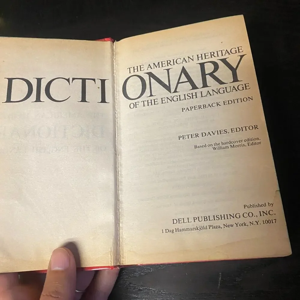 American Heritage Dictionary of the English Language by American Heritage
